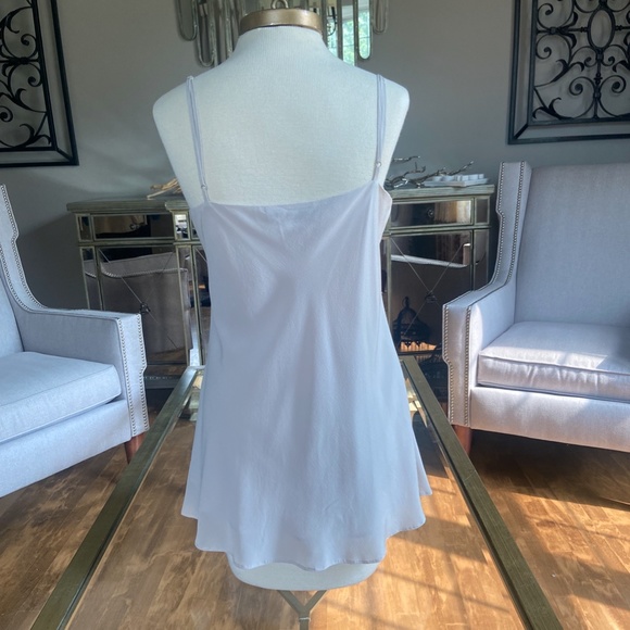 Falcon & Bloom Slip - Picture 3 of 7